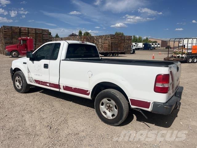 Ford F-150 شاحنات خفيفة/مفصلية الجوانب