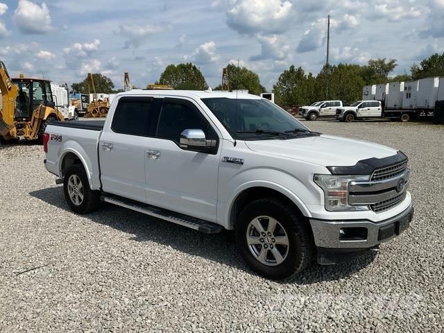 Ford F-150 شاحنات خفيفة/مفصلية الجوانب