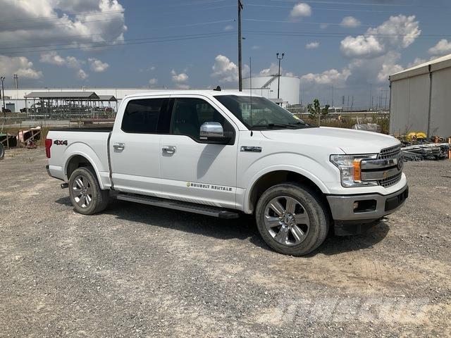 Ford F-150 شاحنات خفيفة/مفصلية الجوانب