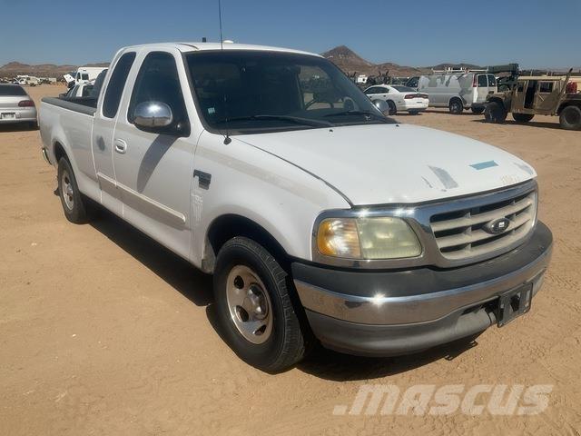 Ford F-150 شاحنات خفيفة/مفصلية الجوانب