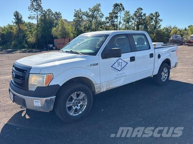 Ford F-150 شاحنات خفيفة/مفصلية الجوانب
