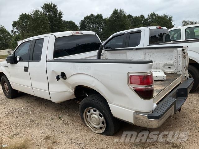 Ford F-150 شاحنات خفيفة/مفصلية الجوانب