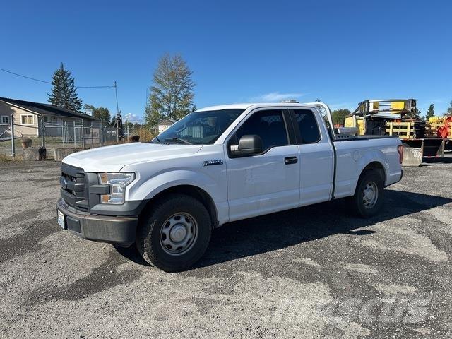 Ford F-150 شاحنات خفيفة/مفصلية الجوانب
