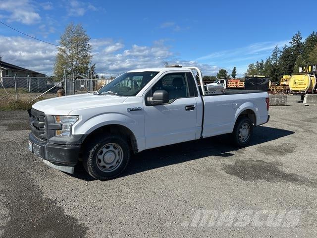 Ford F-150 شاحنات خفيفة/مفصلية الجوانب