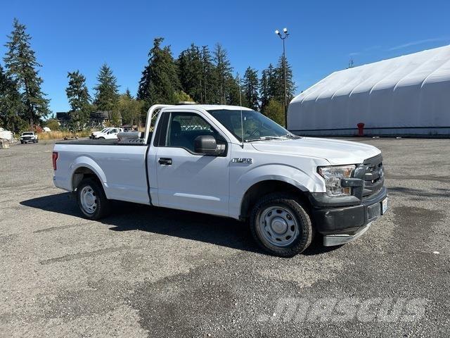 Ford F-150 شاحنات خفيفة/مفصلية الجوانب