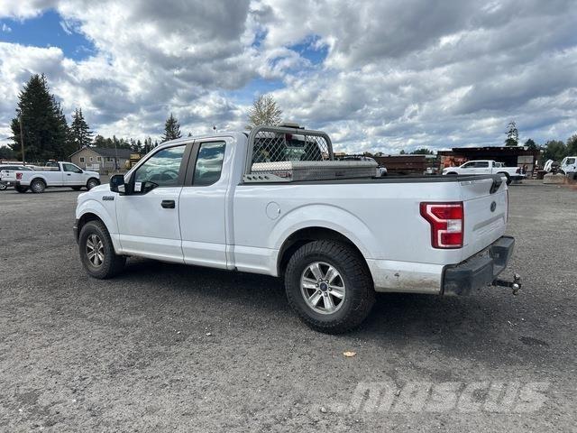 Ford F-150 شاحنات خفيفة/مفصلية الجوانب