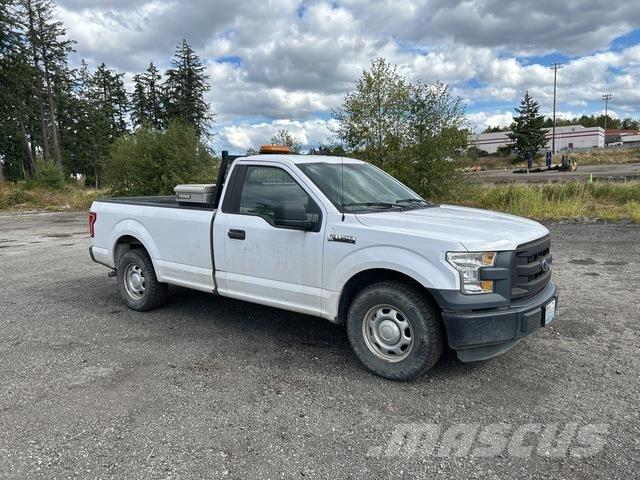 Ford F-150 شاحنات خفيفة/مفصلية الجوانب