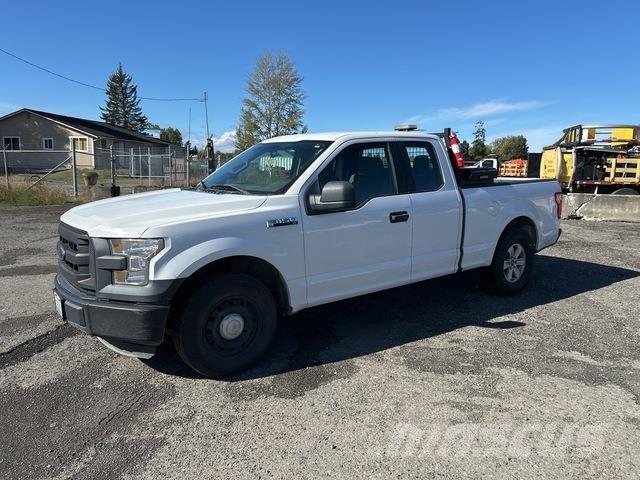 Ford F-150 شاحنات خفيفة/مفصلية الجوانب