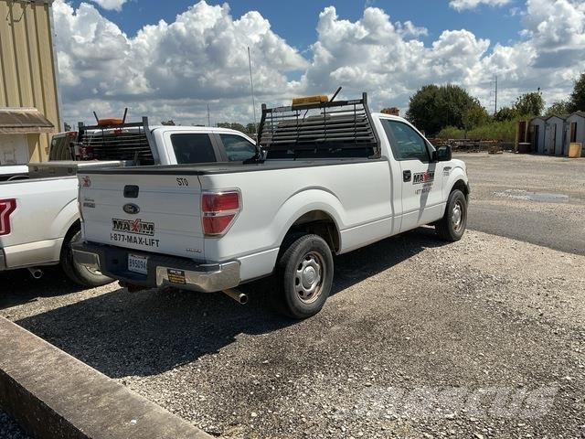 Ford F-150 شاحنات خفيفة/مفصلية الجوانب