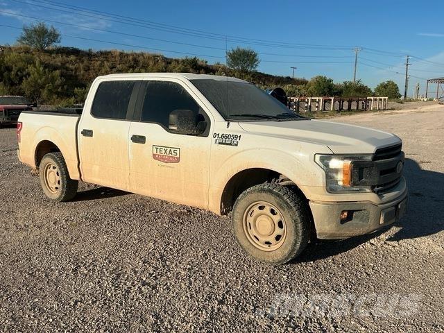 Ford F-150 شاحنات خفيفة/مفصلية الجوانب
