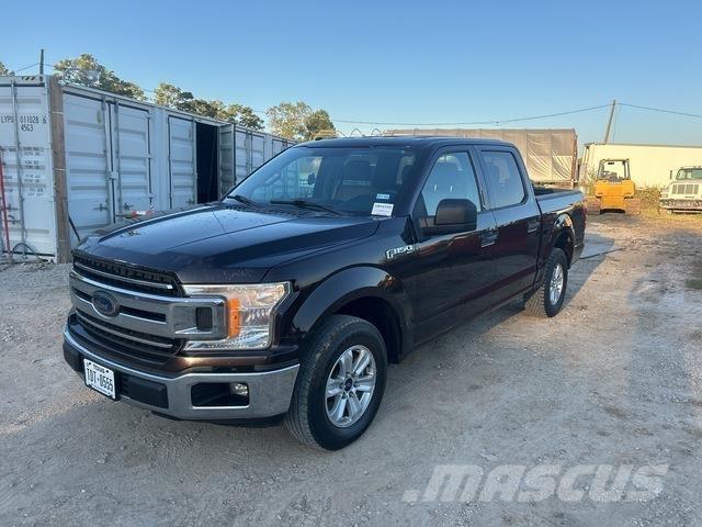 Ford F-150 شاحنات خفيفة/مفصلية الجوانب