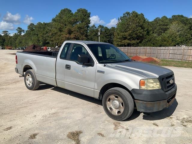 Ford F-150 شاحنات خفيفة/مفصلية الجوانب