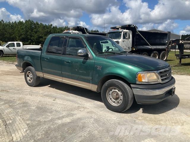 Ford F-150 شاحنات خفيفة/مفصلية الجوانب