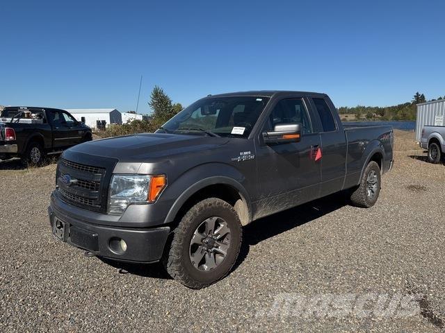 Ford F-150 شاحنات خفيفة/مفصلية الجوانب