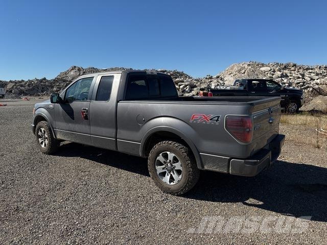 Ford F-150 شاحنات خفيفة/مفصلية الجوانب
