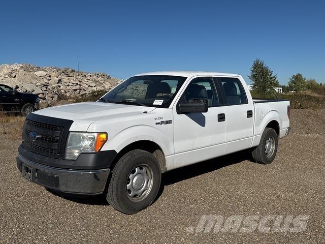 Ford F-150 شاحنات خفيفة/مفصلية الجوانب