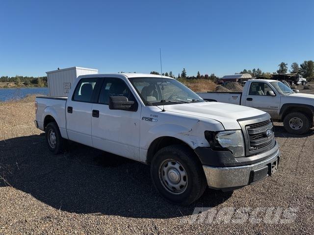 Ford F-150 شاحنات خفيفة/مفصلية الجوانب