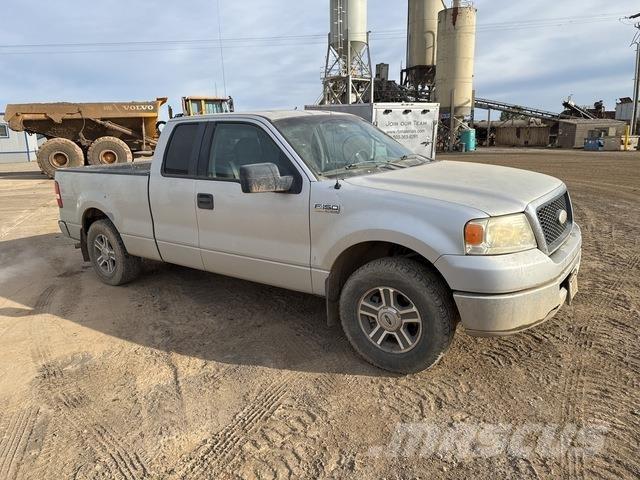 Ford F-150 شاحنات خفيفة/مفصلية الجوانب