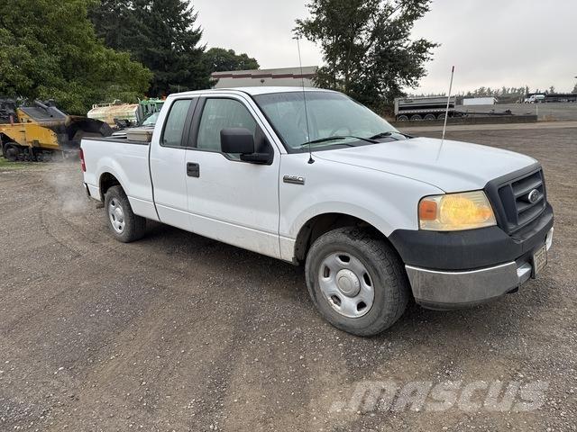 Ford F-150 شاحنات خفيفة/مفصلية الجوانب