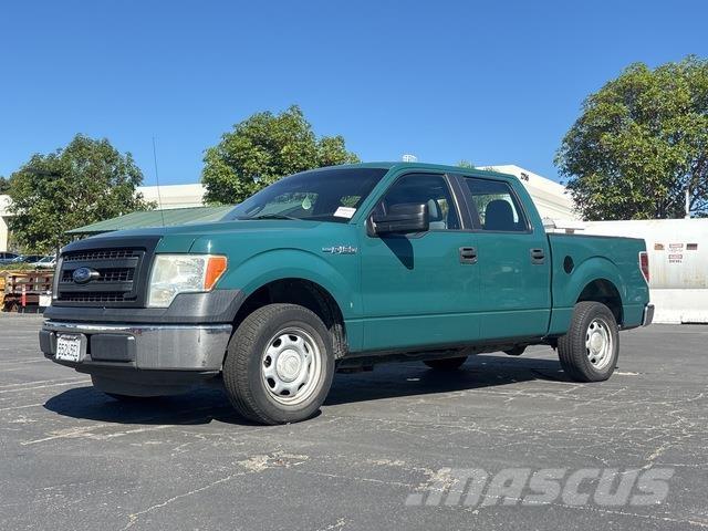 Ford F-150 شاحنات خفيفة/مفصلية الجوانب