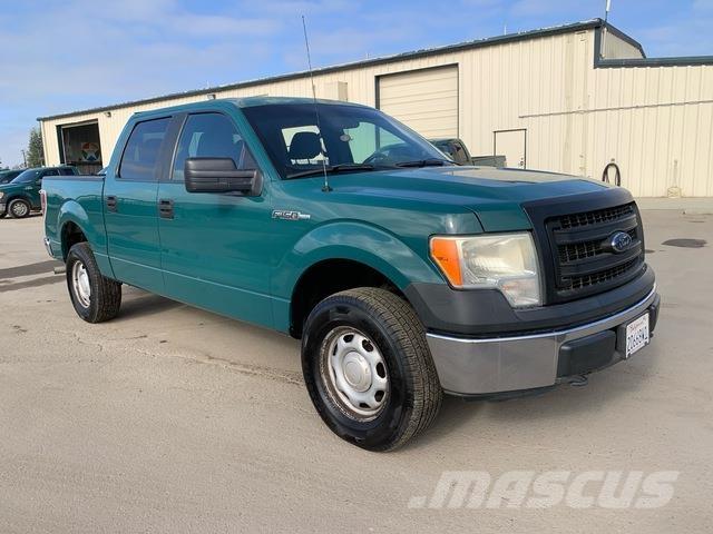 Ford F-150 شاحنات خفيفة/مفصلية الجوانب