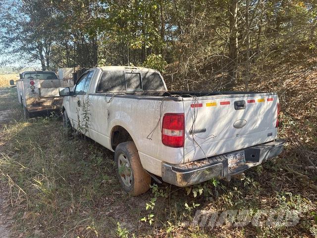 Ford F-150 شاحنات خفيفة/مفصلية الجوانب