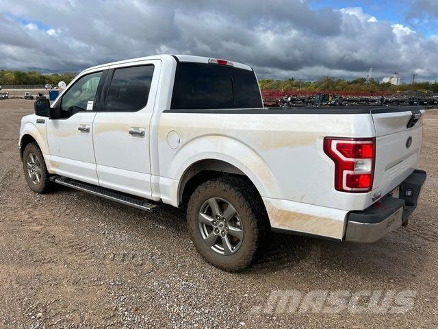 Ford F-150 شاحنات خفيفة/مفصلية الجوانب