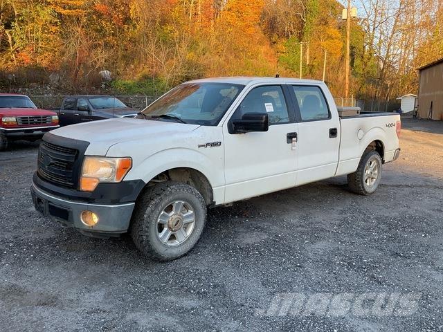 Ford F-150 شاحنات خفيفة/مفصلية الجوانب