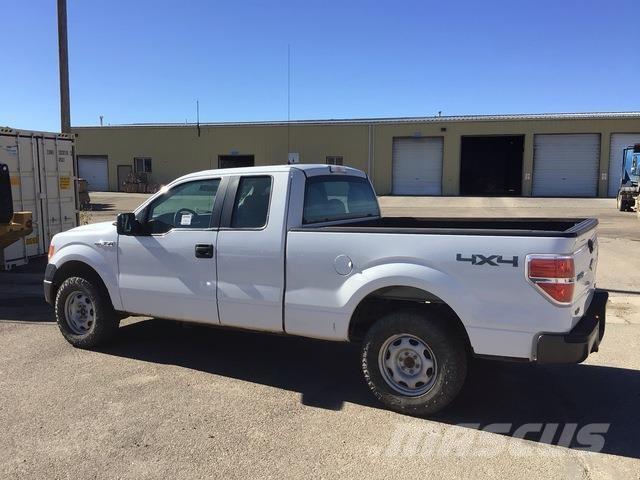 Ford F-150 شاحنات خفيفة/مفصلية الجوانب