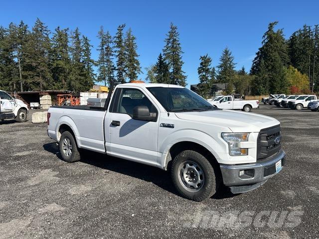 Ford F-150 شاحنات خفيفة/مفصلية الجوانب