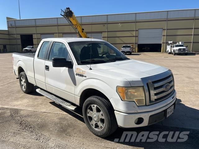 Ford F-150 شاحنات خفيفة/مفصلية الجوانب
