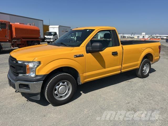 Ford F-150 شاحنات خفيفة/مفصلية الجوانب