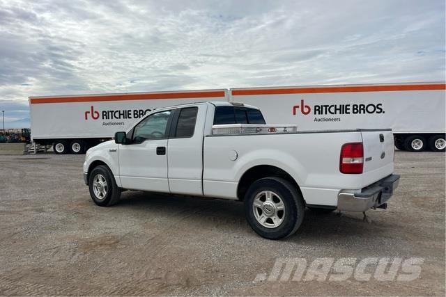 Ford F-150 شاحنات خفيفة/مفصلية الجوانب