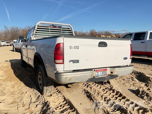 Ford F-150 شاحنات خفيفة/مفصلية الجوانب