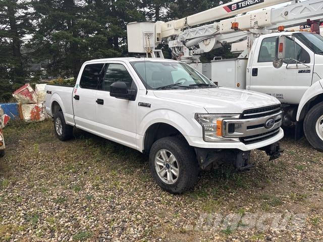 Ford F-150 4x4 شاحنات خفيفة/مفصلية الجوانب
