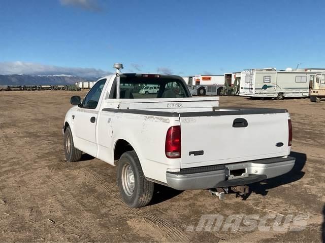 Ford F-150 XL أخرى