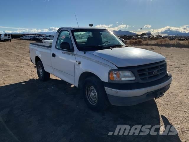 Ford F-150 XL أخرى