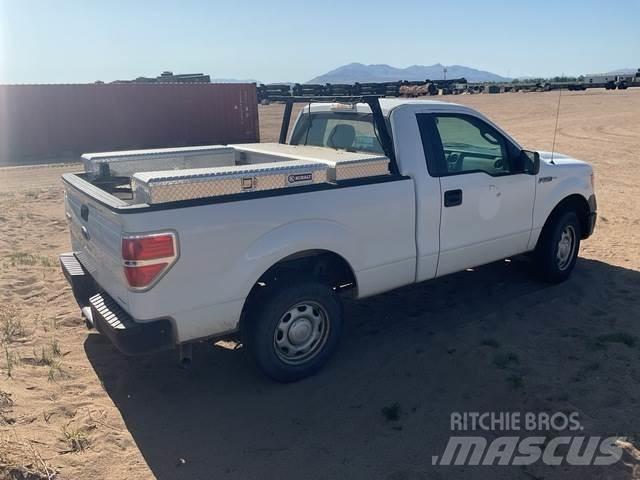 Ford F-150 XL أخرى