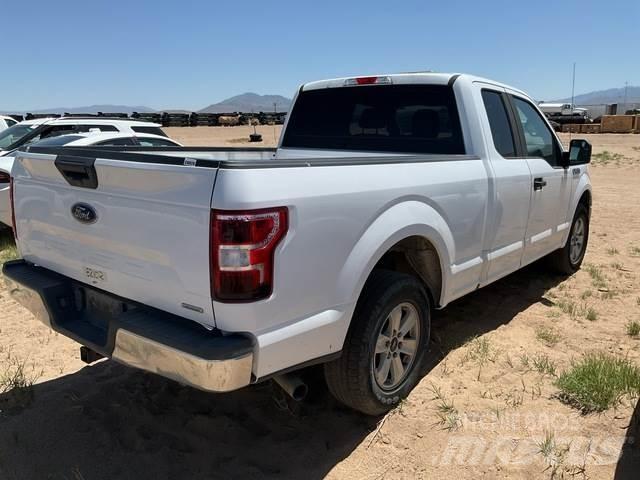 Ford F-150 XL أخرى