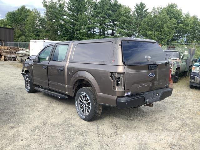 Ford F-150 XL شاحنات خفيفة/مفصلية الجوانب