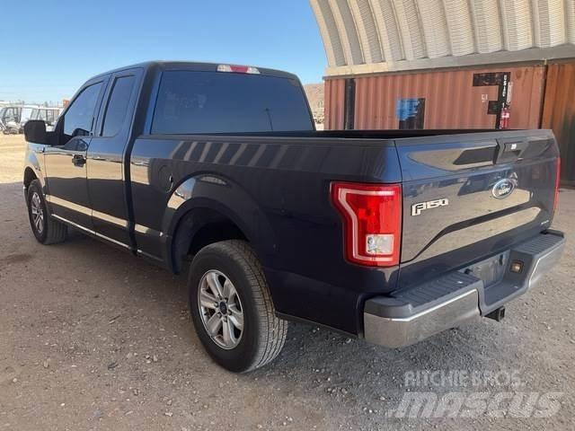 Ford F-150 XLT أخرى