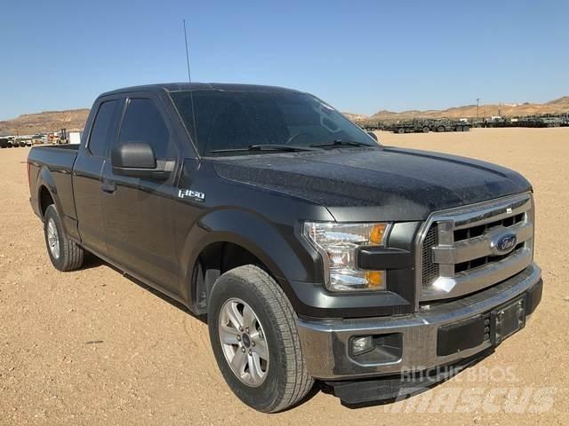 Ford F-150 XLT أخرى
