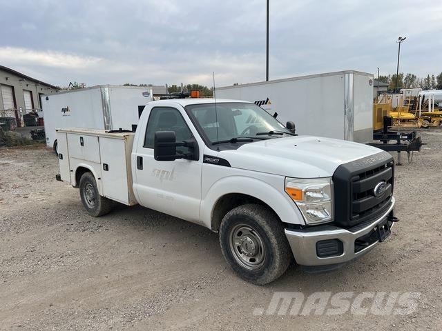 Ford F-250 شاحنات خفيفة/مفصلية الجوانب
