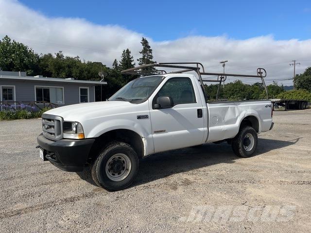 Ford F-250 شاحنات خفيفة/مفصلية الجوانب