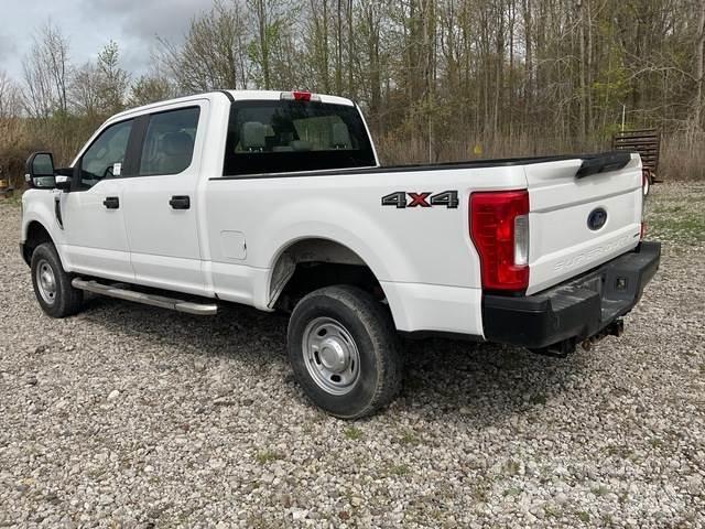 Ford F-250 أخرى
