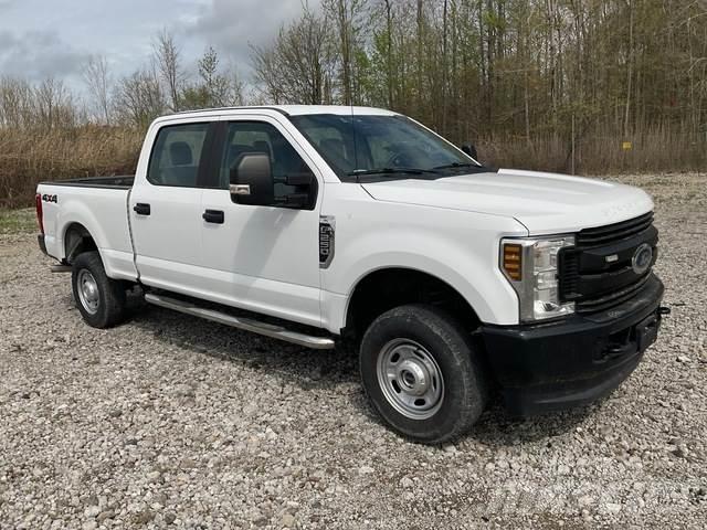 Ford F-250 أخرى