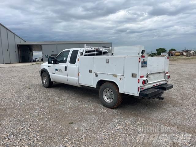 Ford F-250 شاحنات خفيفة/مفصلية الجوانب