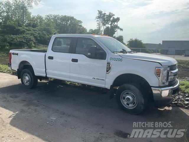 Ford F-250 أخرى