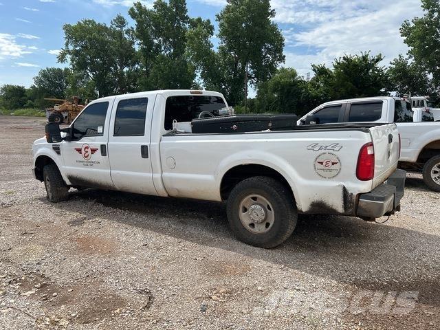 Ford F-250 شاحنات خفيفة/مفصلية الجوانب