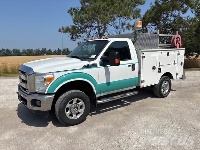 Ford F-250 شاحنات خفيفة/مفصلية الجوانب